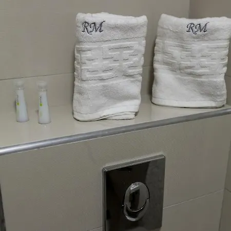 Regal Marine Penzion